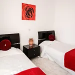 Jed\'S Apartment